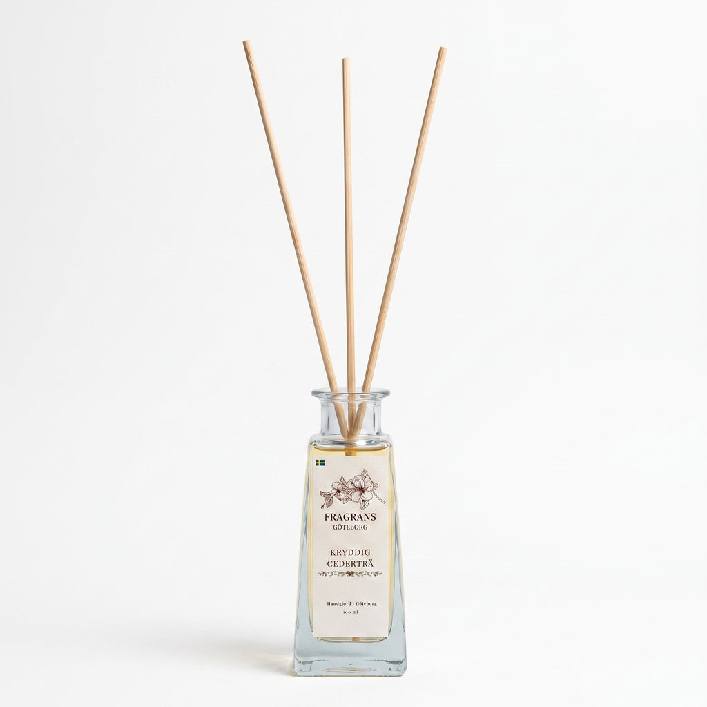Kryddig Cederträ Doftpinnar - Vessel 100ML Fragrans Göteborg